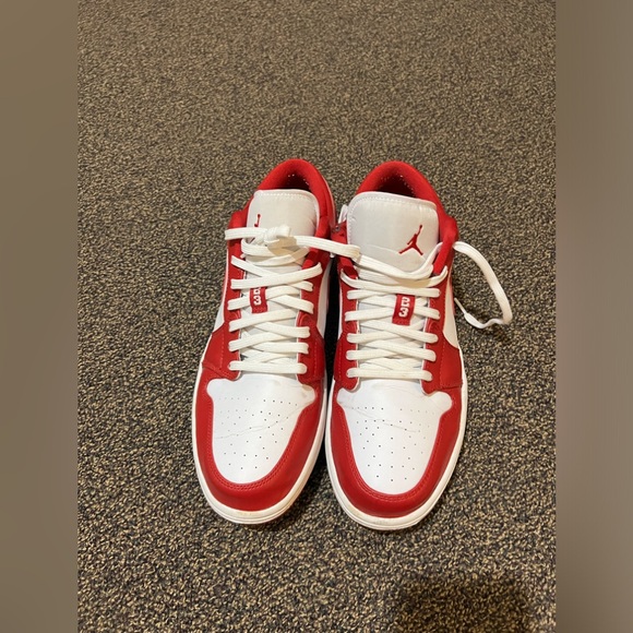 [Sold] Air Jordan 1 Low Gym Red Colorway for Sale - Picture 3 of 5